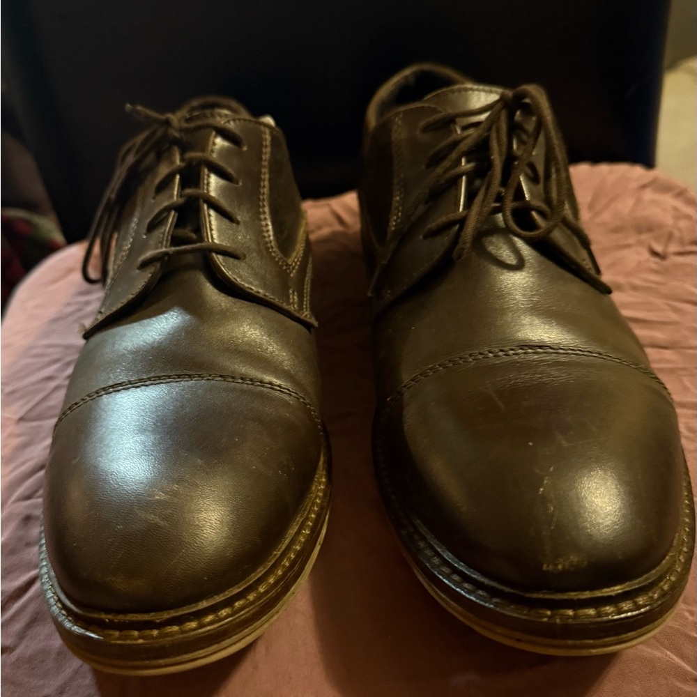 Alfani Dark Brown Leather Oxfords in great condition